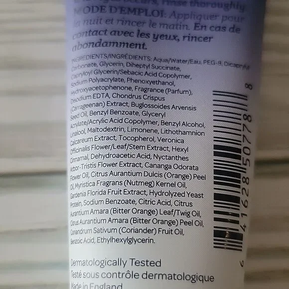 Elemis Peptide4 Plumping Pillow Facial - Picture 3 of 4